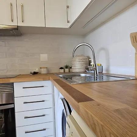 Beautiful With Pool Apartamento