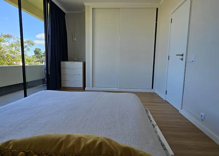 アパート Beautiful With Pool アルヴォル