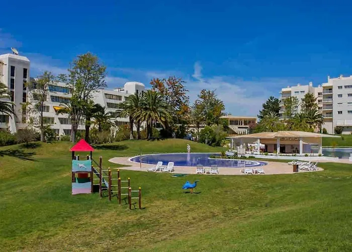 Beautiful With Pool Alvor