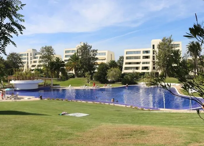 Beautiful With Pool * アルヴォル