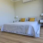 Beautiful With Pool Apartman
